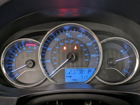 Used 2016 Toyota Corolla LE image 16