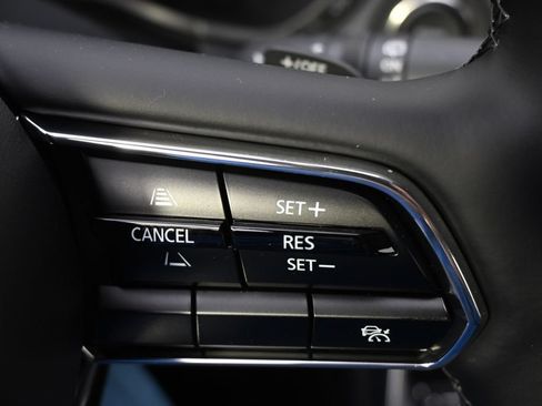 Used 2026 MAZDA CX-90 Plug-In Hybrid w/ Preferred AWD/4WD image 35