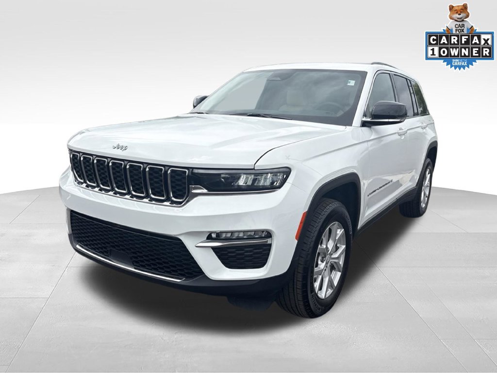 Used 2023 Jeep Grand Cherokee Limited AWD/4WD image 7