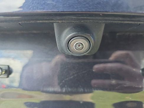 Used 2023 Chevrolet Tahoe Premier image 13