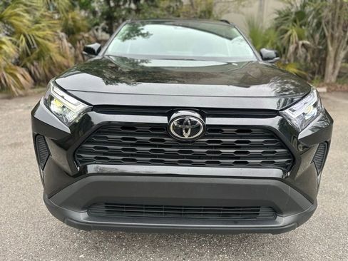 Used 2025 Toyota RAV4 XLE FWD image 3