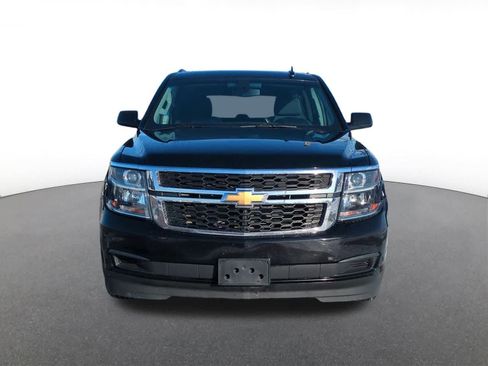 Used 2017 Chevrolet Suburban LS image 9