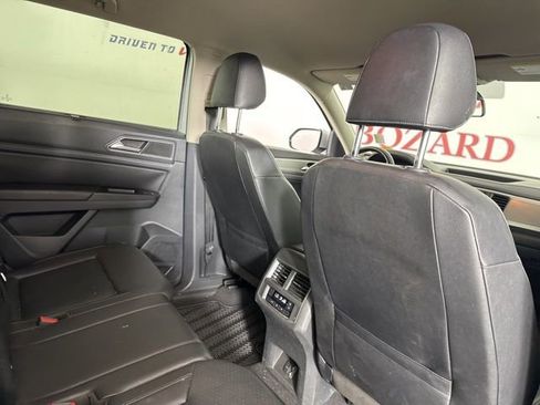 Used 2019 Volkswagen Atlas SE w/ Towing Package image 19