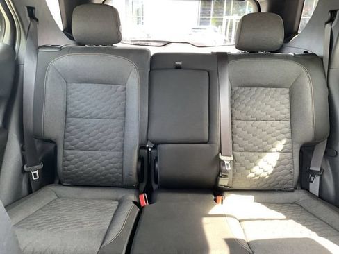 Used 2018 Chevrolet Equinox LT FWD image 29