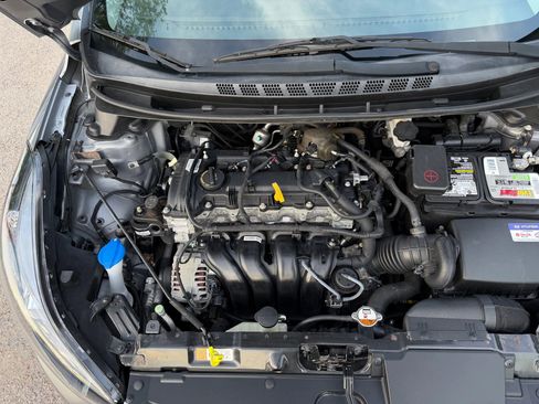 Used 2015 Hyundai Elantra Sport FWD image 16