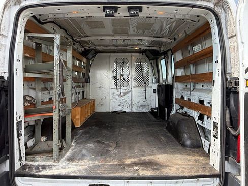 Used 2016 Ford Transit 250 130 Low Roof w/ Exterior Upgrade Package image 4