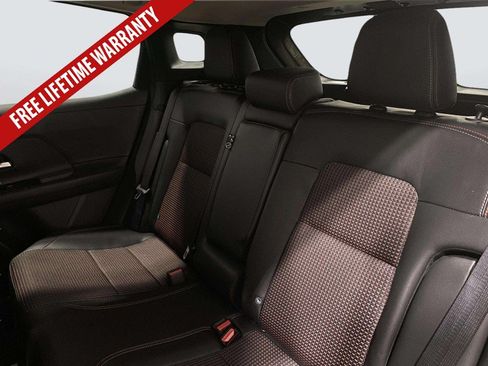 New 2026 Nissan Kicks SR w/ SR Premium Package FWD image 27