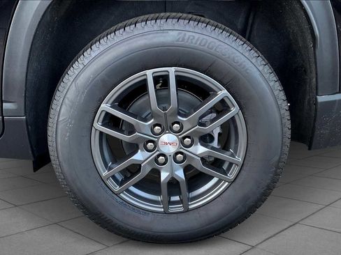 New 2025 GMC Acadia Elevation image 11