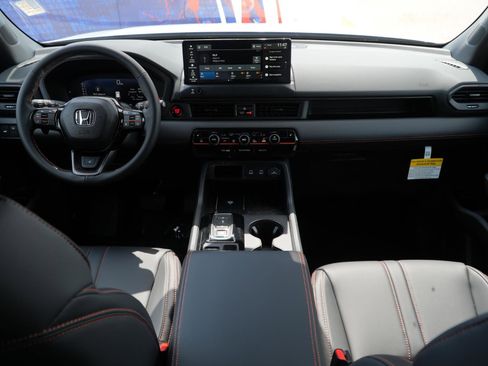 New 2026 Honda Pilot TrailSport image 22