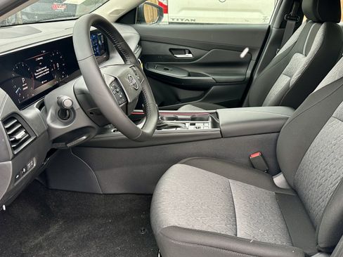 New 2026 Nissan Sentra SV FWD image 25