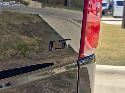 Used 2023 Chevrolet Silverado 1500 LT Trail Boss w/ LT Trail Boss Premium Package AWD/4WD image 8