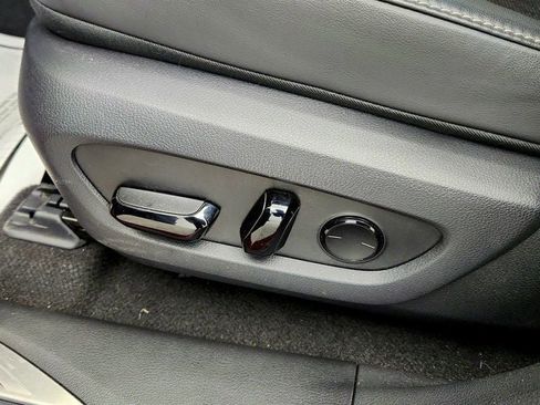 Used 2024 Lexus RX 350 w/ Convenience Package image 11