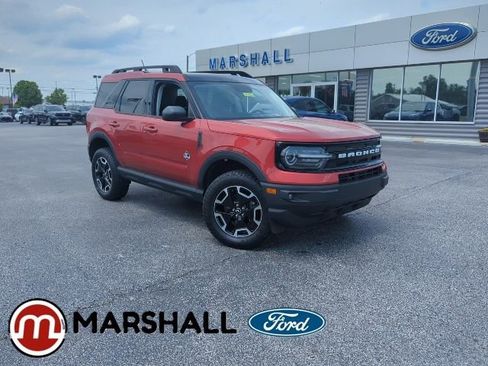 Used 2023 Ford Bronco Sport Outer Banks w/ Tech Package AWD/4WD image 1