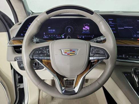 Certified 2024 Cadillac Escalade ESV Sport Platinum w/ LPO, Floor Liner Package AWD/4WD image 22