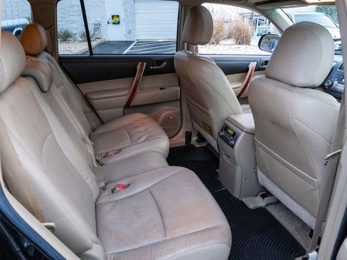Used 2008 Toyota Highlander Limited image 24