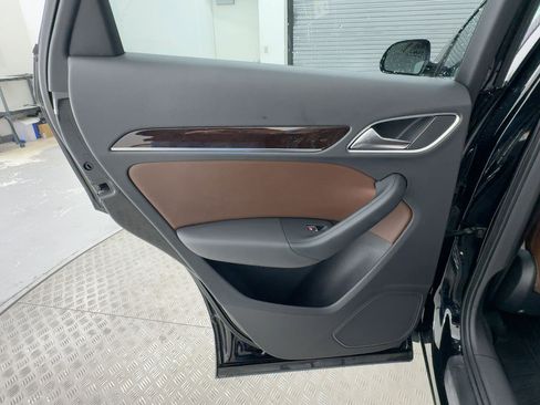 Used 2016 Audi Q3 2.0T Premium Plus w/ Technology Package image 24