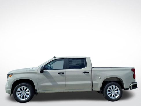New 2026 Chevrolet Silverado 1500 Custom RWD image 7