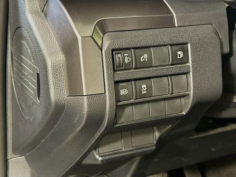 Used 2025 Toyota 4Runner SR5 image 11