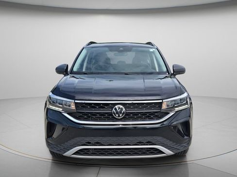 Certified 2024 Volkswagen Taos S FWD image 5