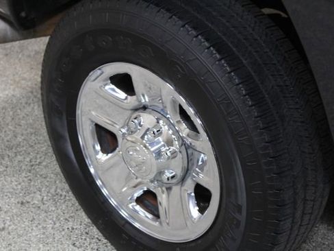 Used 2018 RAM 2500 Tradesman w/ Chrome Appearance Group image 24