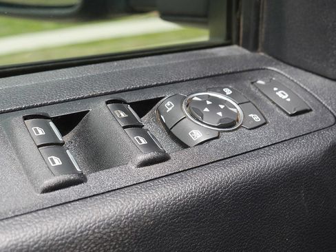 Used 2021 Ford F250 Lariat w/ Lariat Ultimate Package AWD/4WD image 26