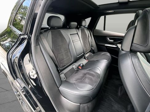 Used 2024 Mercedes-Benz EQE AMG 4MATIC SUV image 19