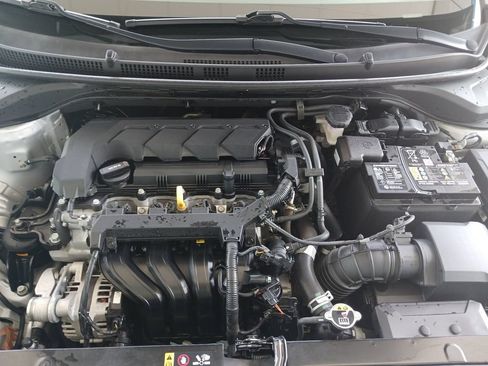 Used 2022 Hyundai Accent SEL FWD image 13