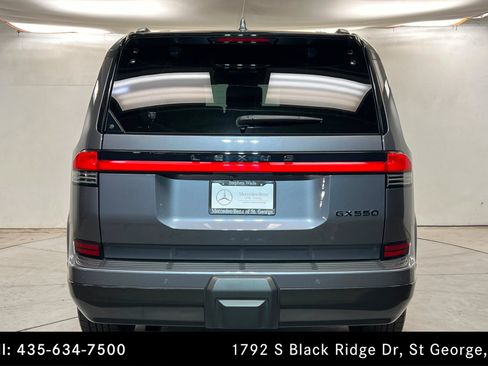 Used 2024 Lexus GX 550 w/ Accessory Package (Z1) AWD/4WD image 4