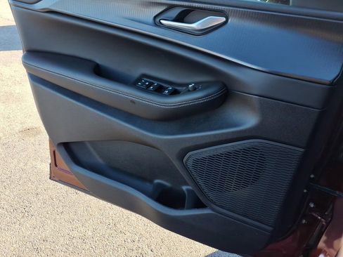 New 2026 Jeep Grand Cherokee Laredo X image 14