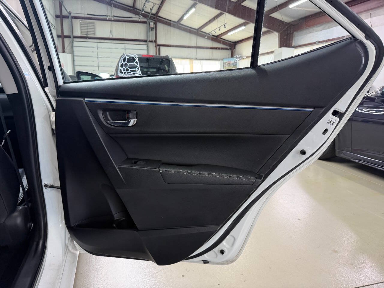 Used 2016 Toyota Corolla S FWD image 14
