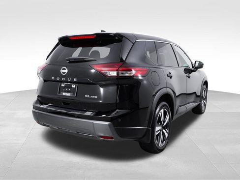 Used 2025 Nissan Rogue SL w/ SL Premium Package AWD/4WD image 9