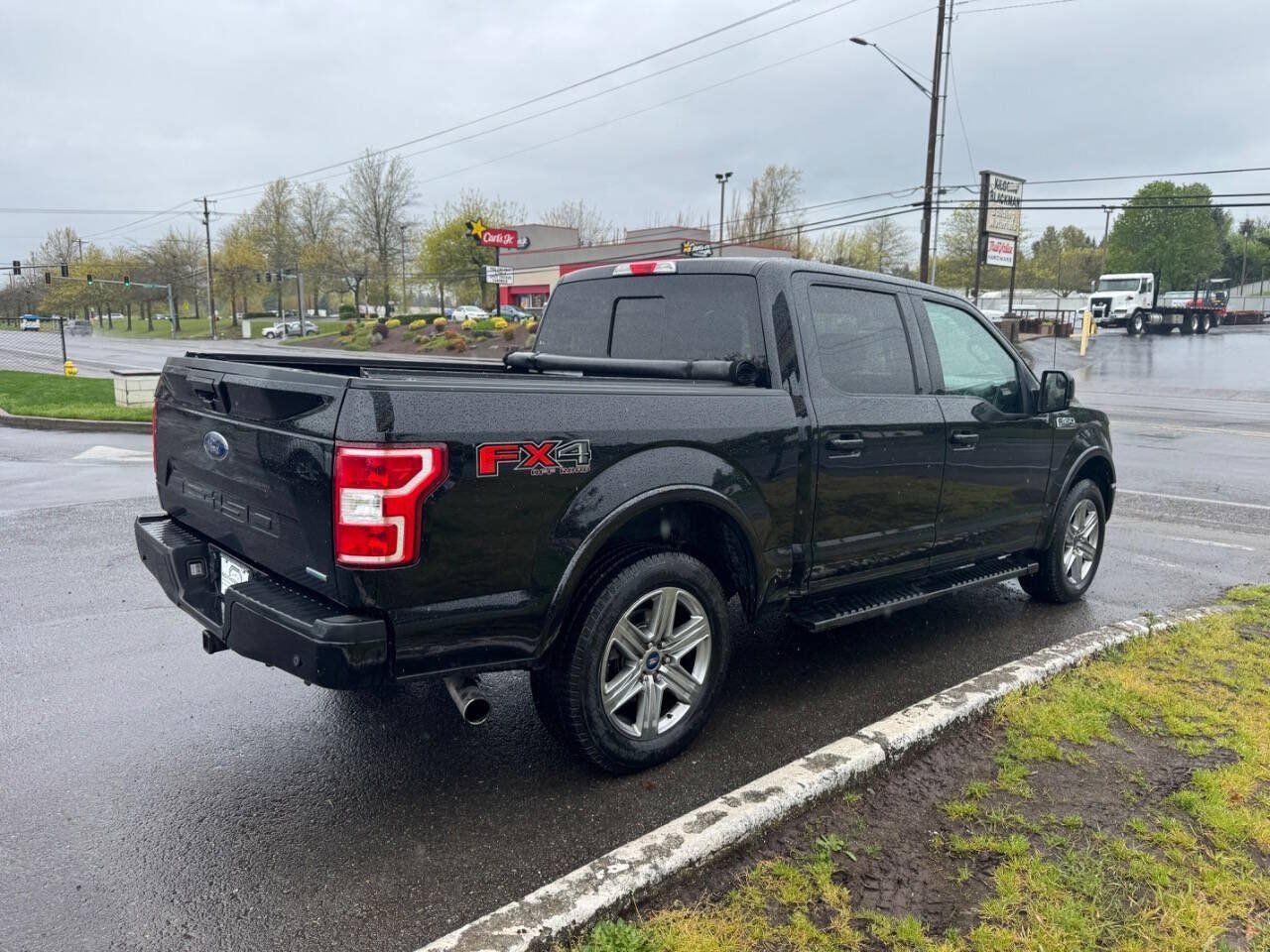 Used 2018 Ford F150 XLT w/ Equipment Group 302A Luxury AWD/4WD image 3