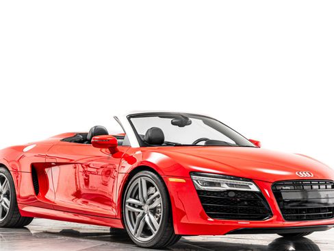 Used 2014 Audi R8 V10 AWD/4WD image 32