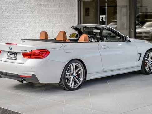 Used 2018 BMW 440i Convertible image 15