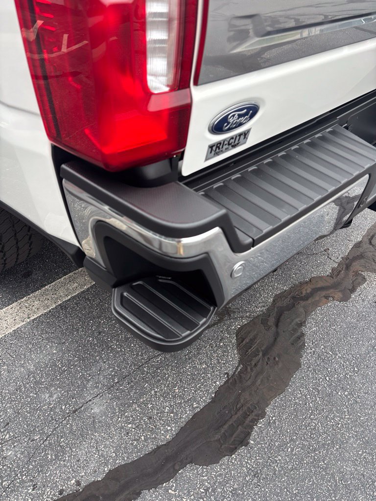 Used 2026 Ford F250 King Ranch w/ Chrome Package AWD/4WD image 11
