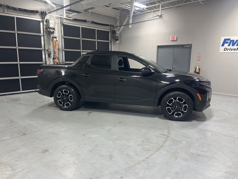 Certified 2024 Hyundai Santa Cruz SEL w/ Activity Package image 2