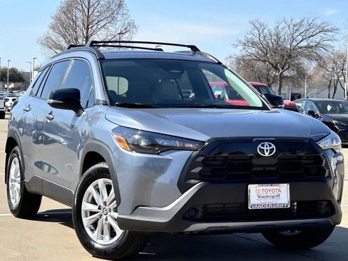 New 2026 Toyota Corolla Cross LE image 2