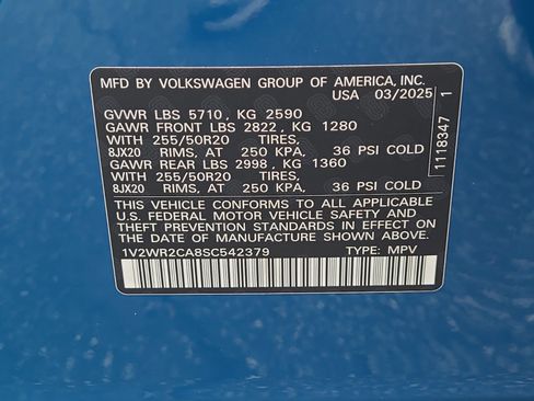 Used 2025 Volkswagen Atlas SE image 30