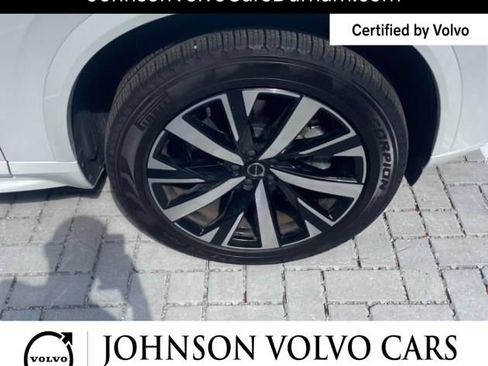 Used 2025 Volvo XC90 B5 Core AWD/4WD image 7