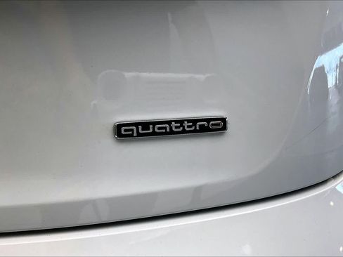 Used 2023 Audi Q5 2.0T Prestige w/ Prestige Package AWD/4WD image 10