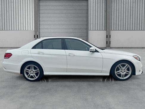 Used 2016 Mercedes-Benz E 350 4MATIC Sedan image 31
