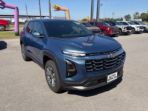 New 2027 Chevrolet Equinox LT w/ Convenience Package II FWD image 8