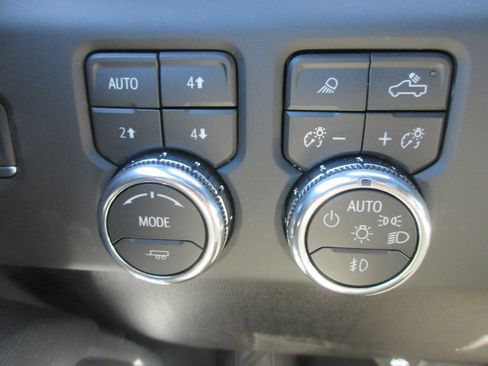 New 2026 GMC Sierra 2500 AT4X w/ AT4X AEV Edition image 18