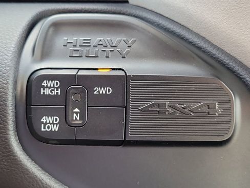 Used 2023 RAM 2500 Laramie AWD/4WD image 31