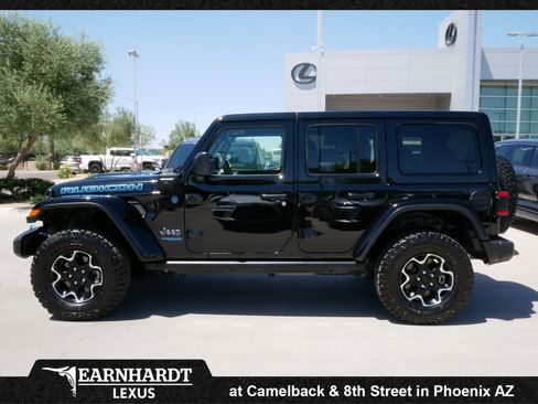 Used 2021 Jeep Wrangler Unlimited Rubicon 4xe w/ Cold Weather Group AWD/4WD image 3