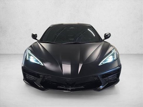 Used 2025 Chevrolet Corvette Stingray Premium Cpe w/ 3LT RWD image 2