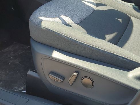 New 2025 Ford Maverick XLT w/ XLT Luxury Package image 11