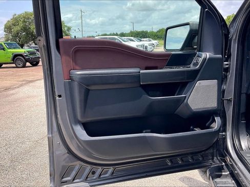 Used 2022 Ford F150 Lariat AWD/4WD image 17