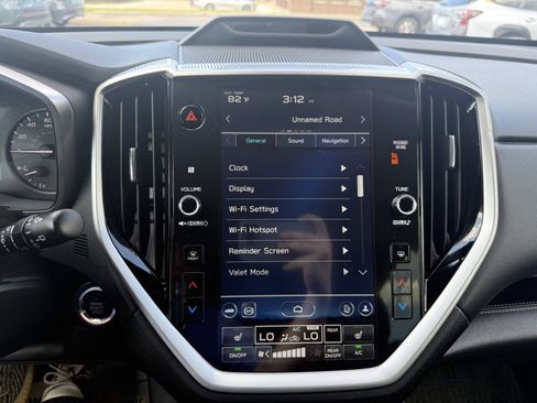 Used 2025 Subaru Ascent Limited AWD/4WD image 40