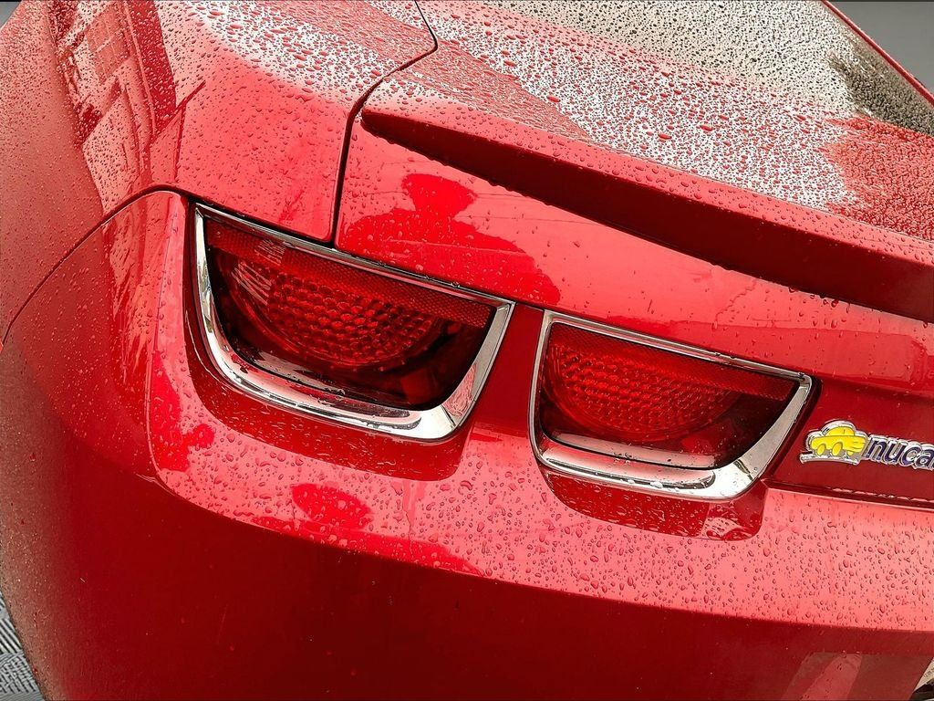 Used 2013 Chevrolet Camaro SS RWD image 33